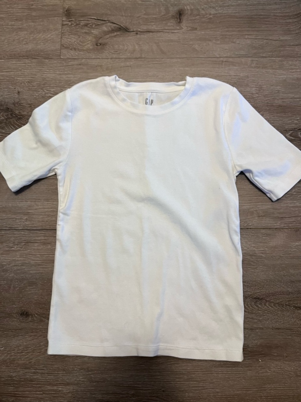 GAP White Crewneck Tee